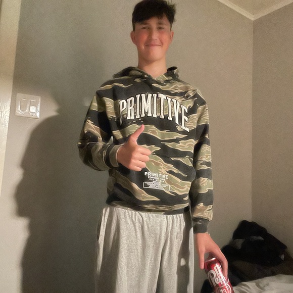 Hey yall!  HUGE VARIETY SIZES AND STYLES! accepting sunny fair offer s!!!! - Picture 9 of 15